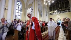 Le cardinal Zuppi célèbre la messe en la cathédrale de l'Immaculée Conception, à Moscou, le 29 juin 2023. 