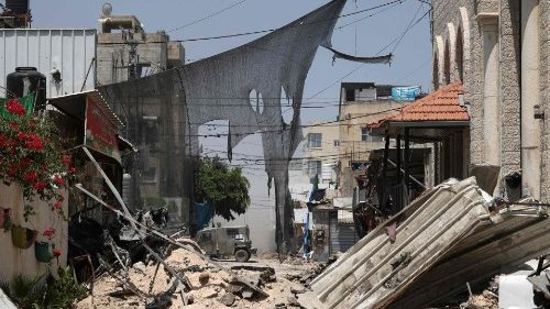 Yenín, diez palestinos muertos en el ataque israelí, tres mil refugiados