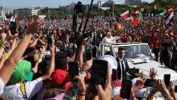 Papież Franciszek w Lizbonie podczas Światowych Dni Młodzieży, 4 sierpnia 2023 r.