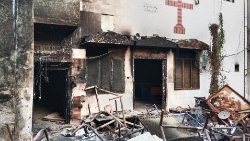 Eine abgebrannte Kirche in Faisalabad