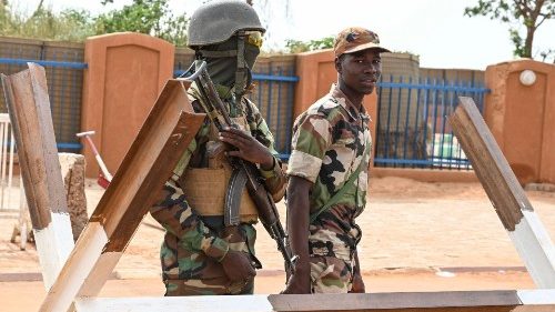 Niger, la giunta militare sospende le attività di ong e Onu
