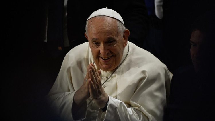 Pope Francis calls for culture of peace