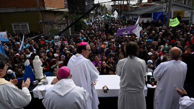 Die Messe in einem Armenviertel von Buenos Aires