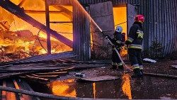 O depósito em chamas em Lviv