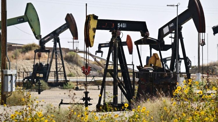 Alte Ölförderanlage in Kalifornien