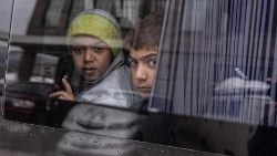 Ormiańscy uchodźcy z Górskiego Karabachu, którzy przyjechali do Armenii, 1 października 2023 r.