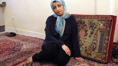 Il Nobel per la Pace all'attivista iraniana Narges Mohammadi