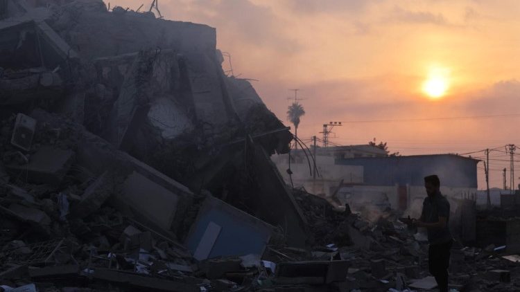 Faixa de Gaza após os ataques israelenses 