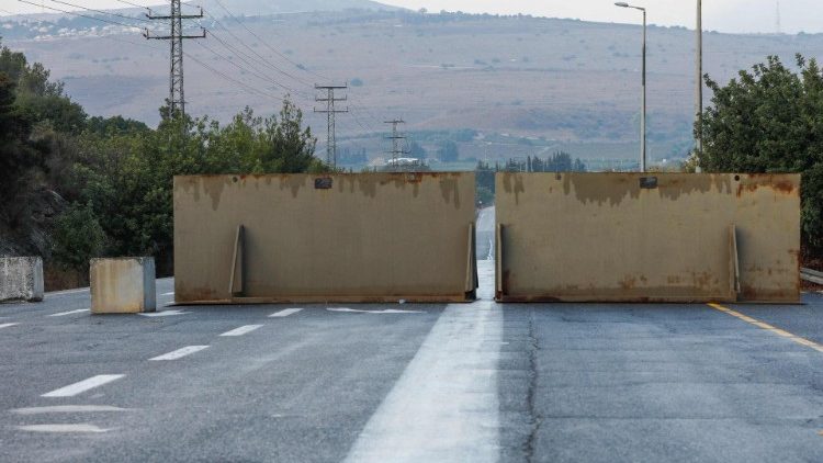 Vom israelischen Militär errichtete Barriere an der israelischen Grenze zum Libanon