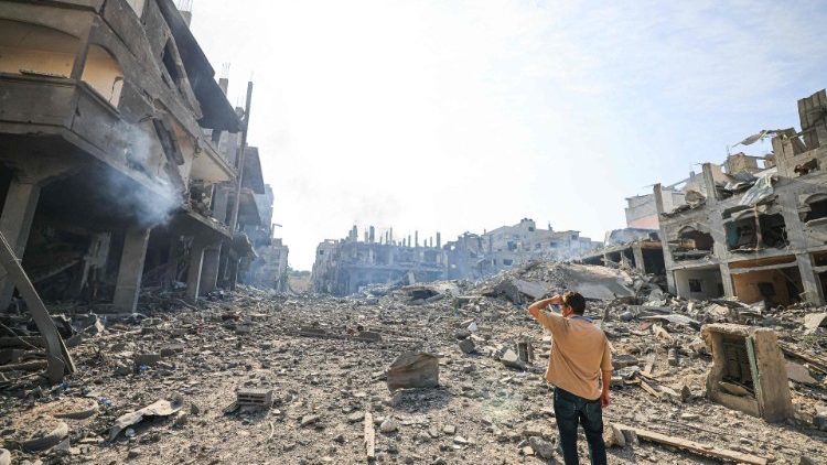 空爆後のガザ地区北部ジャバリア　2023年10月11日