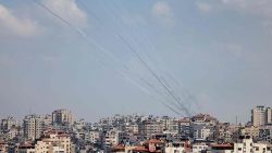 Lancio di razzi da Gaza su Israele
