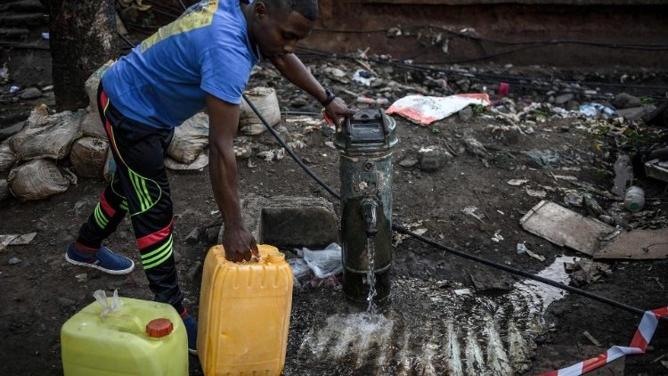Az Indiai-óceánban fekvő Mayotte szigetén nincs elegendő ivóvíz a lakosság számára