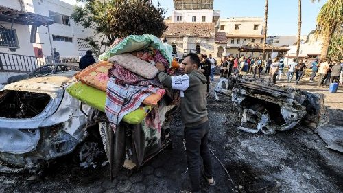 Gaza, il Papa: evitare la catastrofe umanitaria. Il 27 ottobre giornata di preghiera per la pace