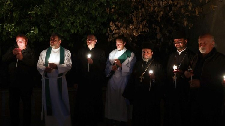 Các lãnh đạo Kitô giáo ở Palestine cầu nguyện cho các nạn nhân của xung đột tại Gaza
