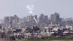 Продължават израелските атаки срещу Газа