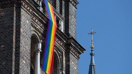 Segen für Homosexuelle: Gemischte Reaktionen aus der Weltkirche