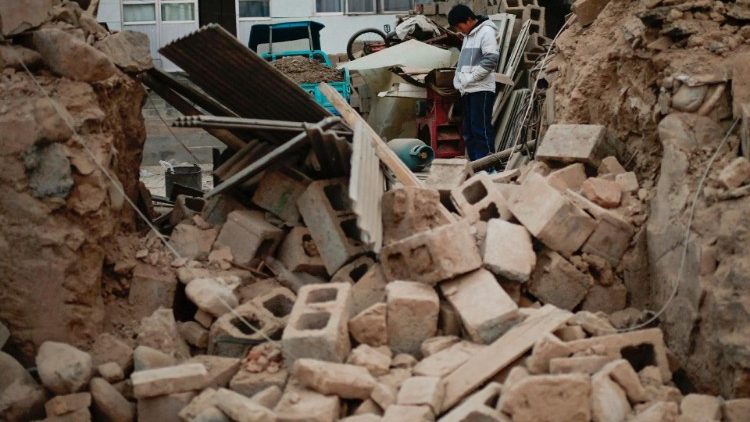 Разрушенията след земетресението в Китай
