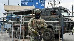 Equador: militar na rua - Foto: AFP