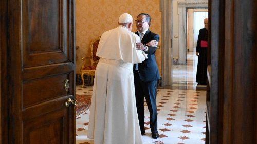 Präsidenten von Kolumbien und Kasachstan im Vatikan