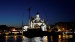 Francja: katolicy coraz bardziej konserwatywni, potrzeba wewnętrznego ekumenizmu