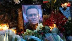 A makeshift memorial pays tribute to Alexei Navalny