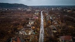 Luftaufnahme des zerstörten Dorfes Kamenka in der Region Charkiw am 19. Februar 2024.