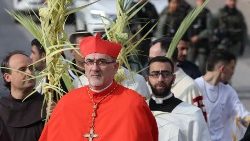 Cardinalul Pierbattista Pizzaballa, patriarhul latin de Ierusalim, la procesiunea din Duminica Floriilor (Ierusalim, 24 martie 2024)