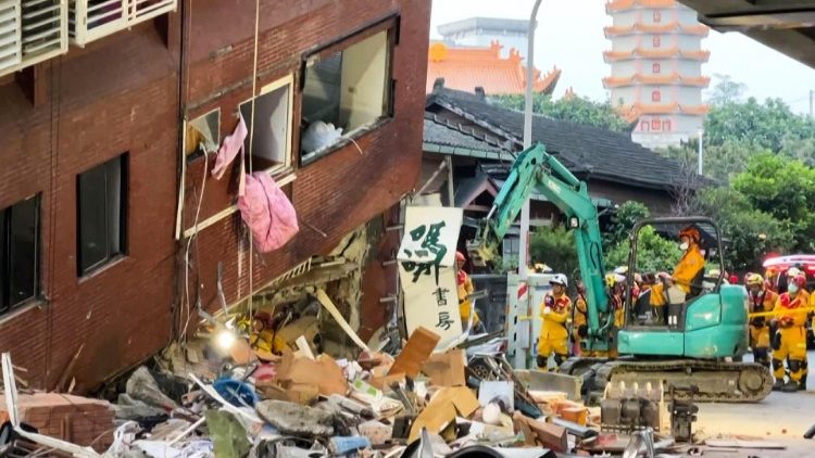 Последствия землетрясения на Тайване (3 апреля 2024 г.)