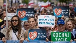 Marsch für das Leben in Warschau, Polen, am 14. April