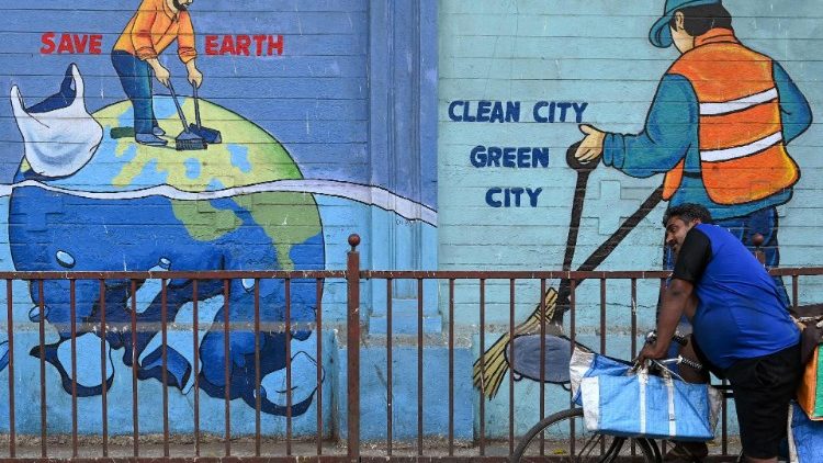 Un murales a Mumbai per l'odierno Earth Day