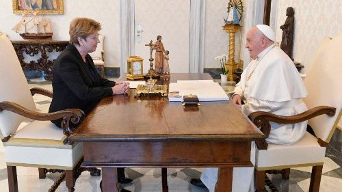 Papst empfängt Schweizer Präsidentin Amherd