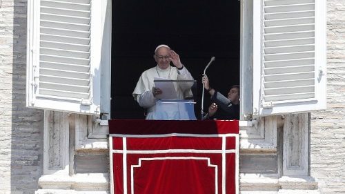Angelus by Pope Francis in St. Peter's square