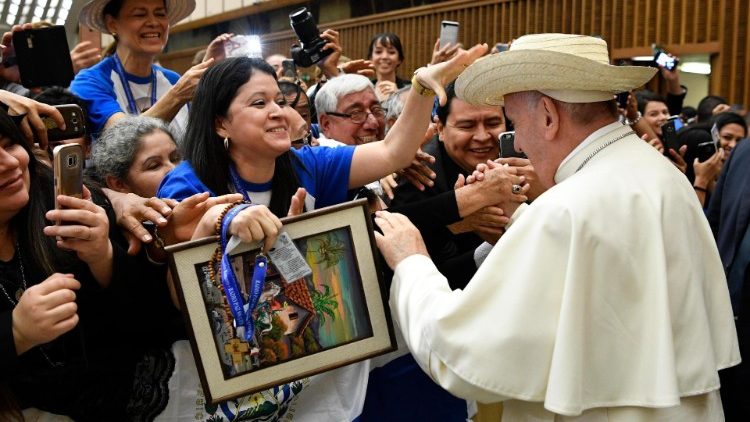 Pope Francis' audience for pilgrims from El Salvador