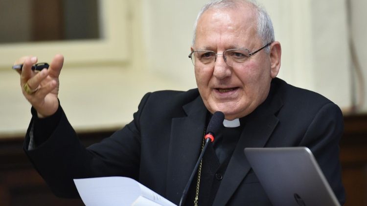 
                    Patriarca Sako aos caldeus: também cristãos iraquianos contagiados pelo sectarismo
                