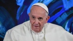 El Papa Francisco: "Si las nuevas tecnologías agravan las desigualdades y los conflictos no pueden considerarse verdadero progreso". 