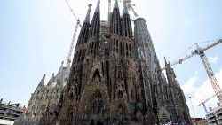 Đền thờ Sagrada Familia (Thánh Gia) ở thành phố Barcelona của Tây Ban Nha
