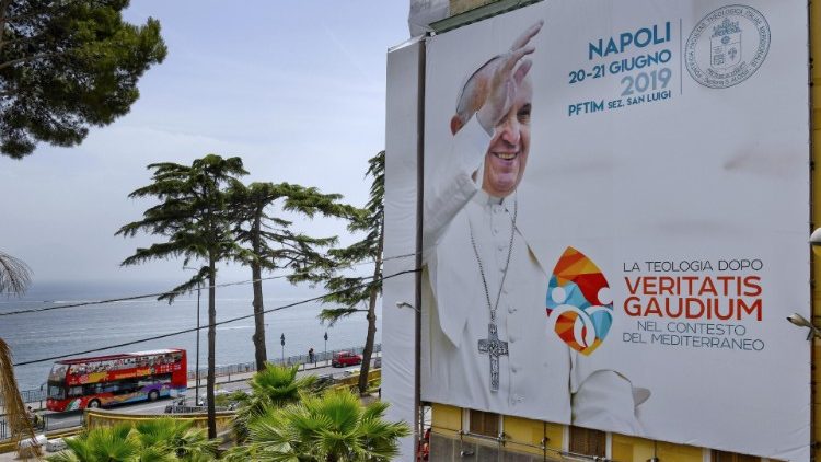Pave Frans rejser fredag til Napoli