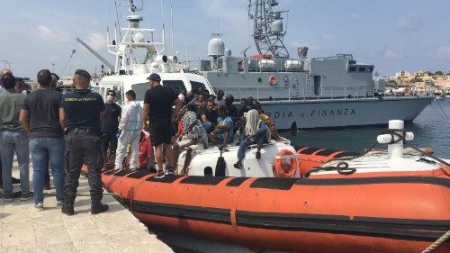 Italien: Die Ordensfrau, die mit der Küstenwache Leben rettet