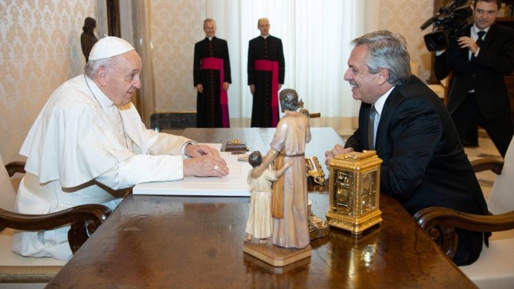 教宗與阿根廷總統費爾南德斯