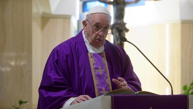 Pápež František káže pri rannej svätej omši v 3. pôstnu nedeľu (15. marca 2020)