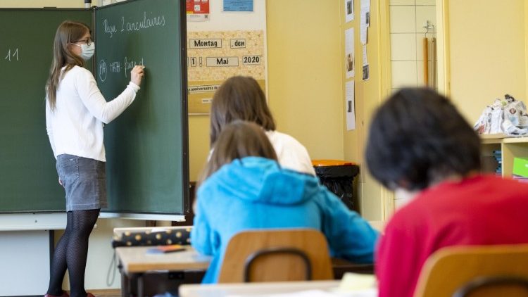 Schools in reopen in Switzerland