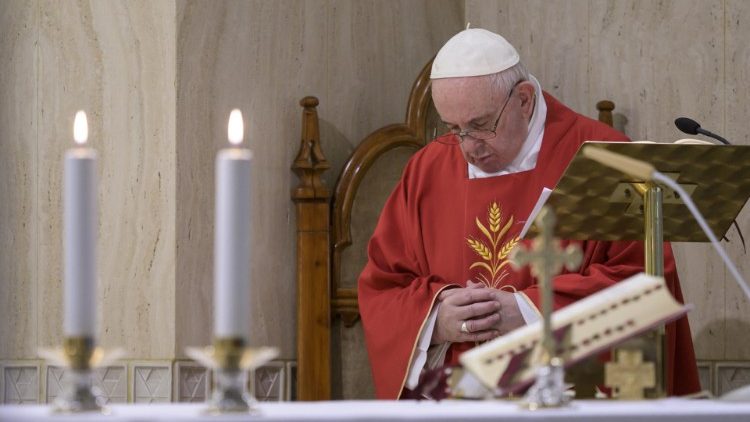 教皇フランシスコ、2020年5月14日、バチカン、サンタ・マルタ館でのミサ