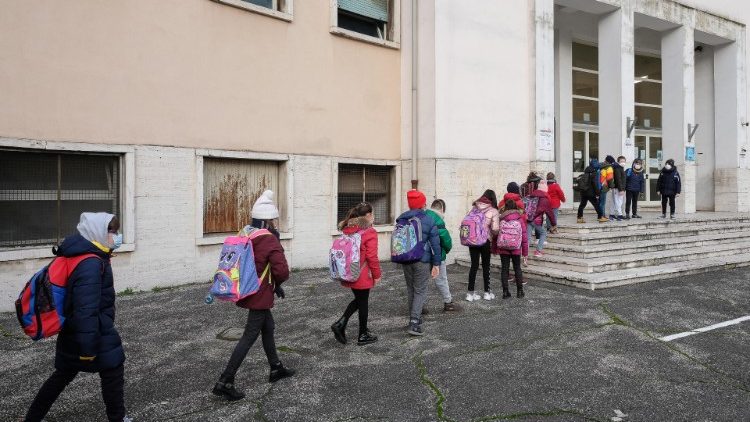 Save The Children o dzieciach we Włoszech: zagrożone wyginięciem