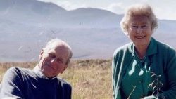 Il principe Filippo con la regina Elisabetta (2003)