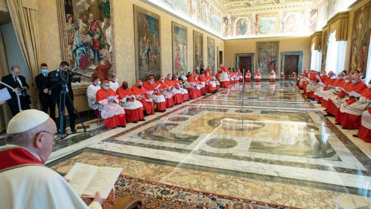 El Papa Francisco durante el Consistorio público ordinario del pasado 3 de mayo