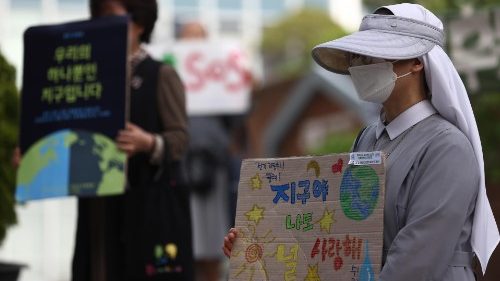 Catholic faithful in Seoul leading a campaign to save the earth inspired by Laudato si'