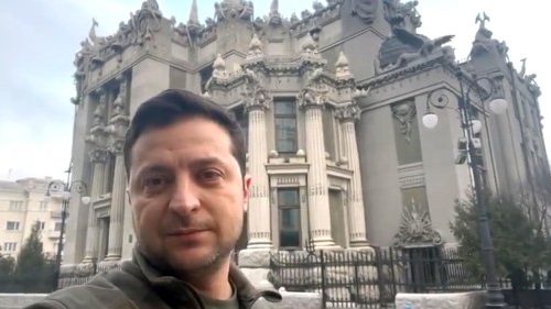 Pope and Zelensky speak by phone: “Deep pain for the war in Ukraine
