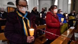 Uma vigília de oração pela paz na Ucrânia (Ansa)