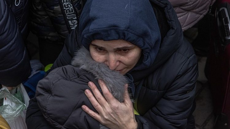 Ukrainian refugees await to be evacuated