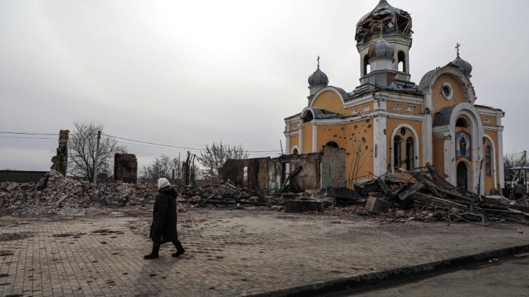 A Church struck by the violence of conflict in Ukraine